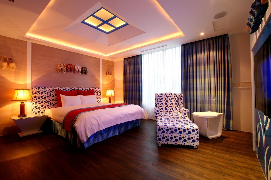 Melody Motel Цзілун Екстер'єр фото